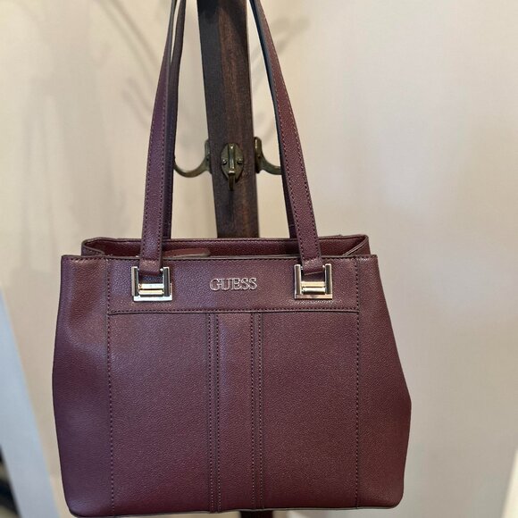 GUESS LYDI - Picture 1 of 5